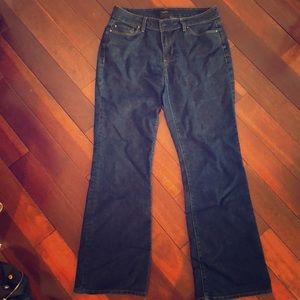 Ann Taylor boot cut jeans size 8 curvy flare